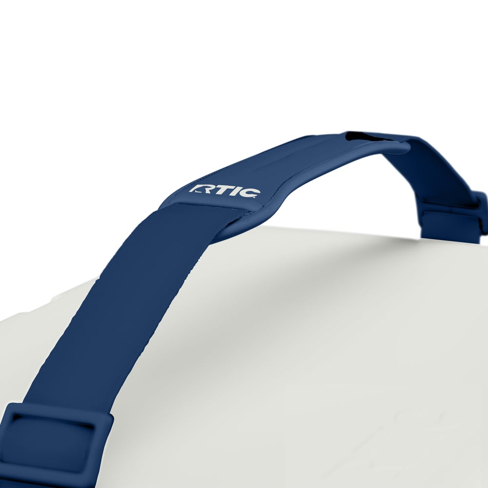 22 QT Ultra-Light Cooler Cool Grey & Navy - Image 9